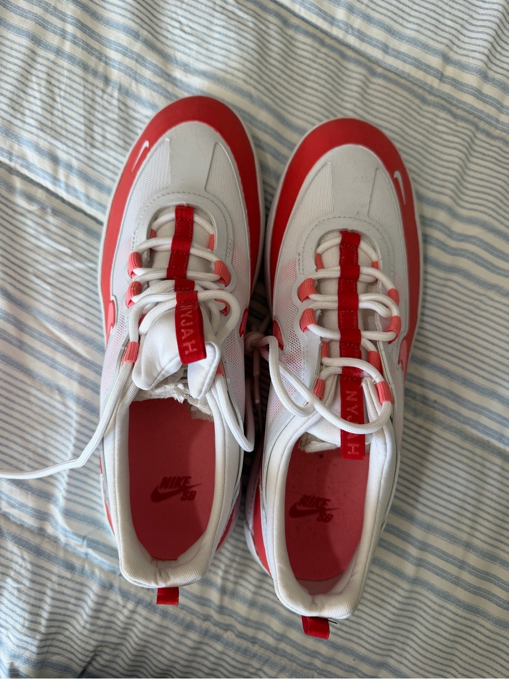 Nike SB Nyjah Free 2 Bright Crimson White Skate Shoes Men’s 9.5